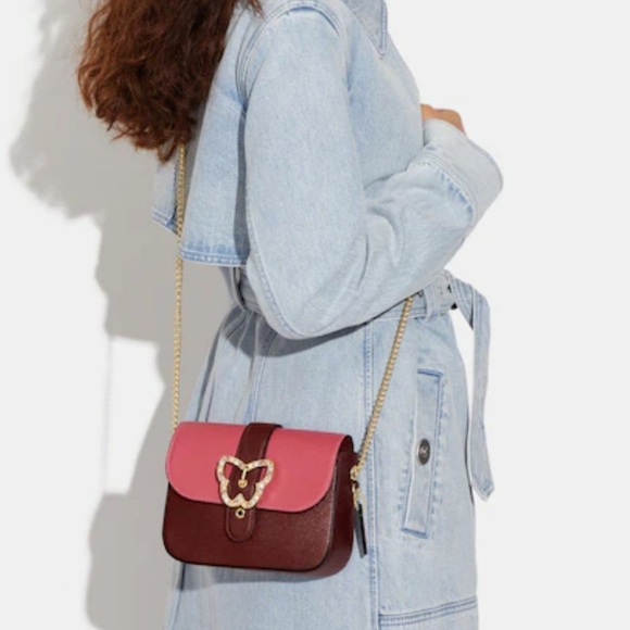 ๐บCOACH Gemma Crossbody in Colorblock Strawberry/Cranberry New Bag - Picture 2 of 16